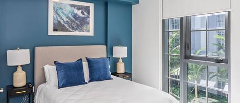 1 bedroom, desk, iron/ironing board, WiFi