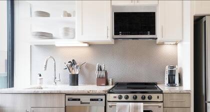 Landing | Amazing 1BD, Clubhouse, Pool