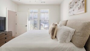 1 bedroom, desk, iron/ironing board, WiFi - Landing | Chic 1BD, Gym, Clubhouse (Madison)