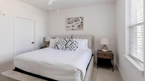 1 Schlafzimmer, Schreibtisch, Bügeleisen/Bügelbrett, WLAN