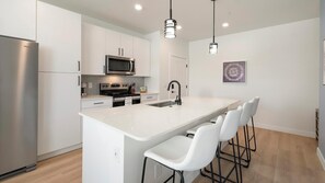 Private kitchen - Landing | Amazing 1BD, Clubhouse, Gym (Casa Grande)