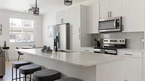 Private kitchen - Landing | Incredible 2BD, Clubhouse, Gym (Casa Grande)