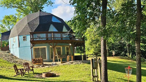 Exterior - Birdhouse Dome and Cabin - Hot Tub - Kayaks - Disc Golf - 2 Min Walk (Loogootee)