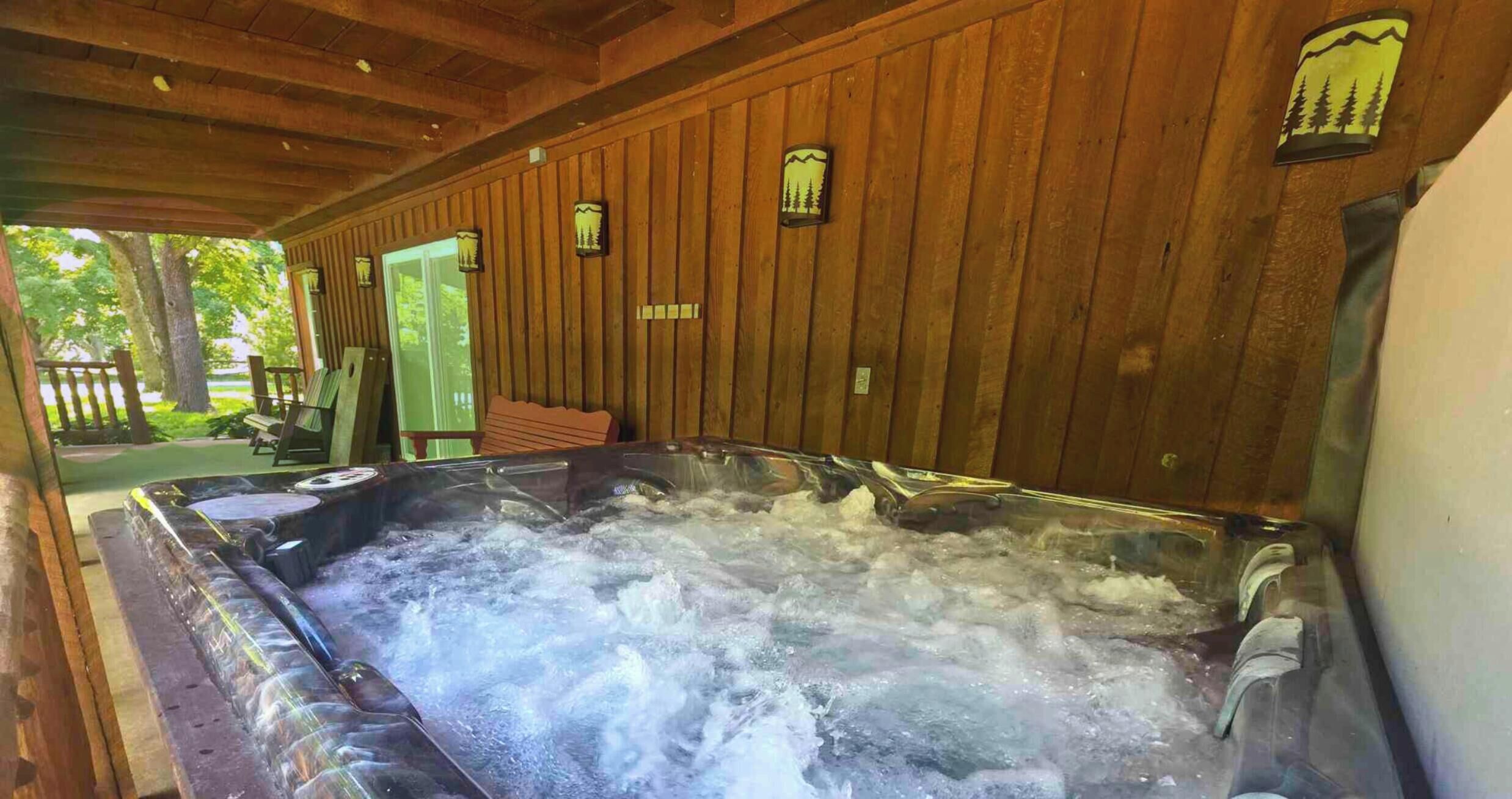 Outdoor spa tub
