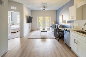 1 Schlafzimmer, Schreibtisch, Bügeleisen/Bügelbrett, WLAN