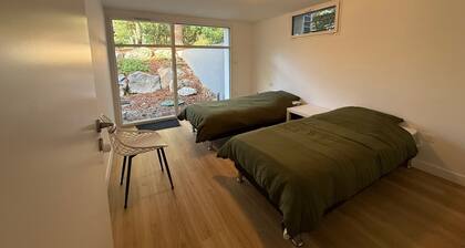 Large, quiet house 100m from Ermitage beach in St Brévin l'océan.