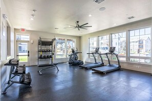 Fitness facility - Landing | Amazing 1BD, Clubhouse, Gym (Molalla)