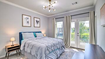 3 chambres, fer et planche à repasser, Wi-Fi, draps fournis