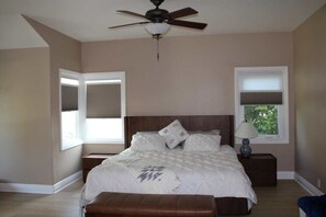 4 bedrooms, Internet, bed sheets