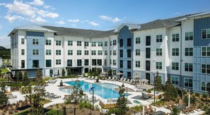 Pool - Landing | Modern 2BD, Gym, Clubhouse (Freeport)