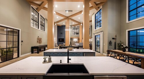 Landing | Incredible 1BD, Gym, Clubhouse