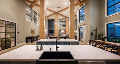 Landing | Incredible 1BD, Gym, Clubhouse