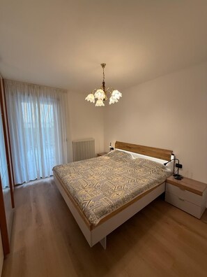 1 habitación, internet y ropa de cama 