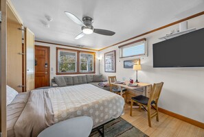 1 slaapkamer, een strijkplank/strijkijzer, wifi, beddengoed