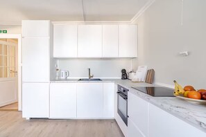 Four, plaque de cuisson, lave-vaisselle
