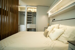 1 chambre, bureau, fer et planche à repasser, Wi-Fi gratuit