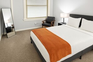 2 bedrooms, desk, iron/ironing board, free WiFi