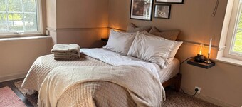 Little House, 17 Church Square