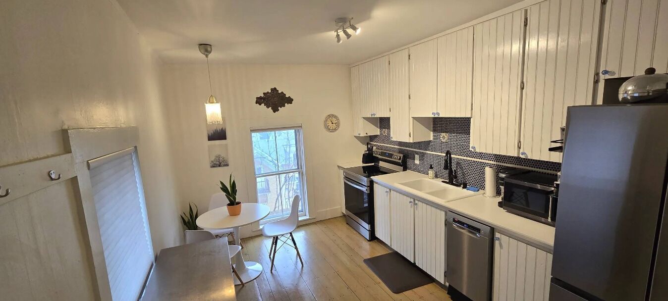 Cozy Owners Apartment 1 | Private kitchen