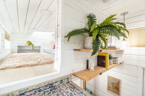 Interior - The Starlight Tiny Home Destination Zion (Apple Valley)