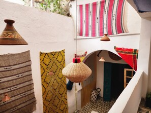 Deluxe House, City View | Free WiFi