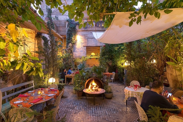 Moroccan cuisine, garden views