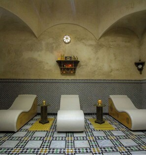 Bain de vapeur, service de massage
