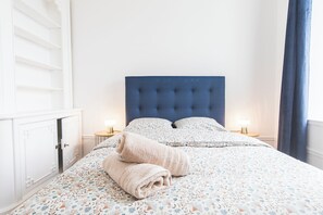 1 chambre, fer et planche à repasser, lit parapluie, Wi-Fi gratuit