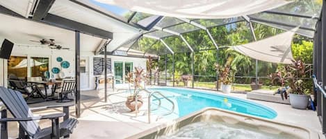 Outdoor pool, a heated pool