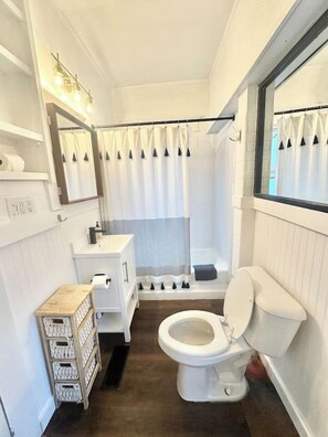 Hair dryer - Location! Super walkable & charming midtown stay! (Atlanta)