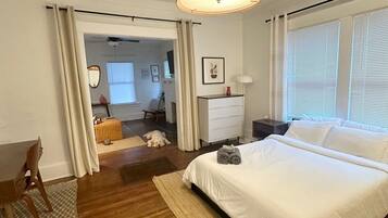 1 bedroom, iron/ironing board, Internet, bed sheets