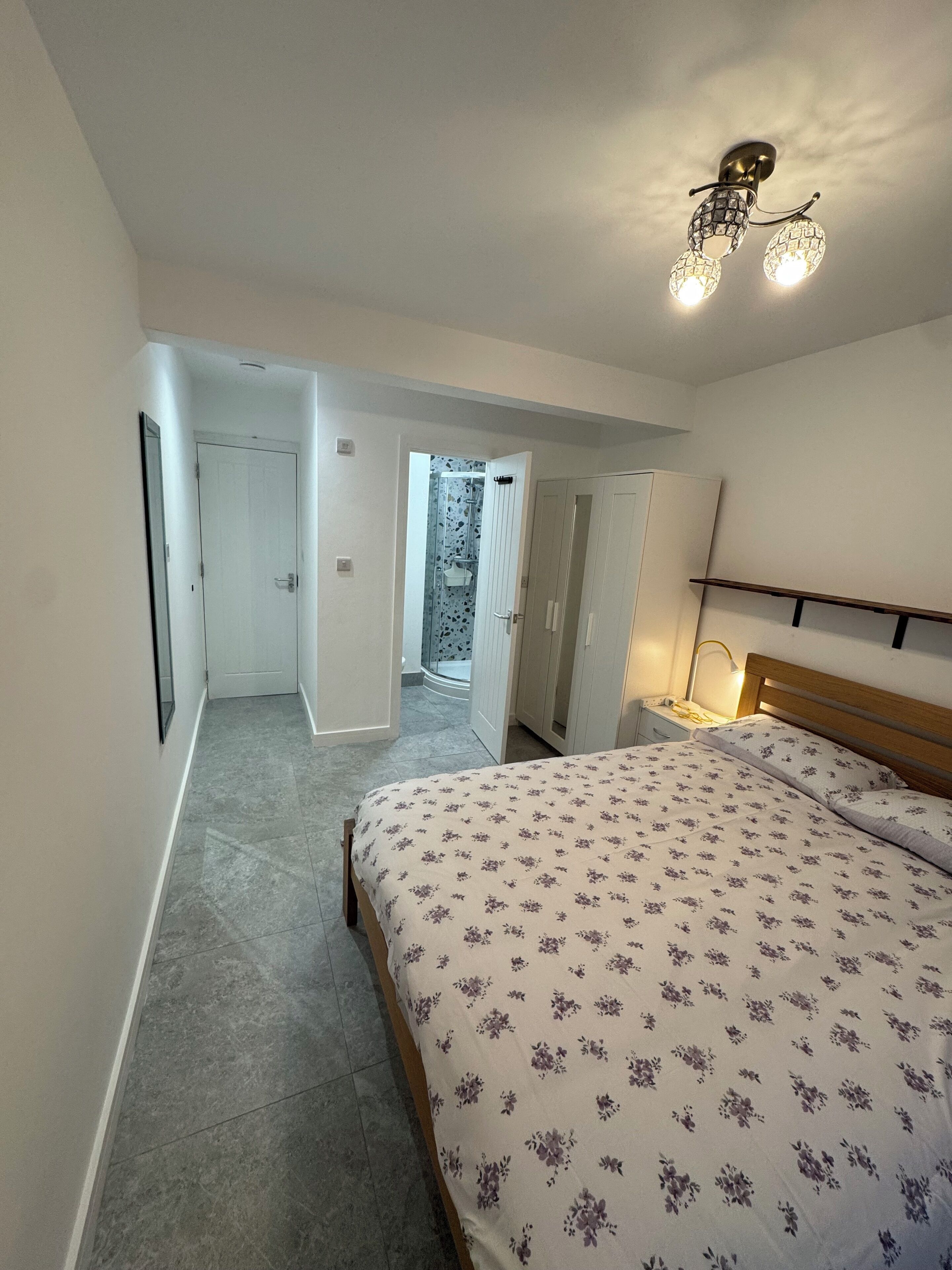 5 bedrooms, free WiFi