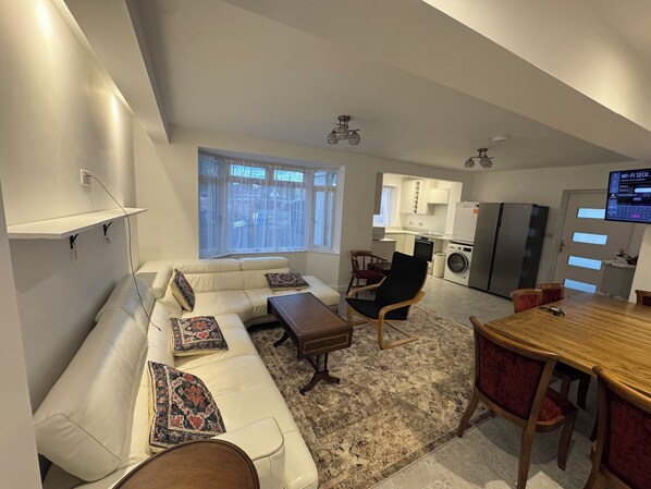 تلفزيون ذكي