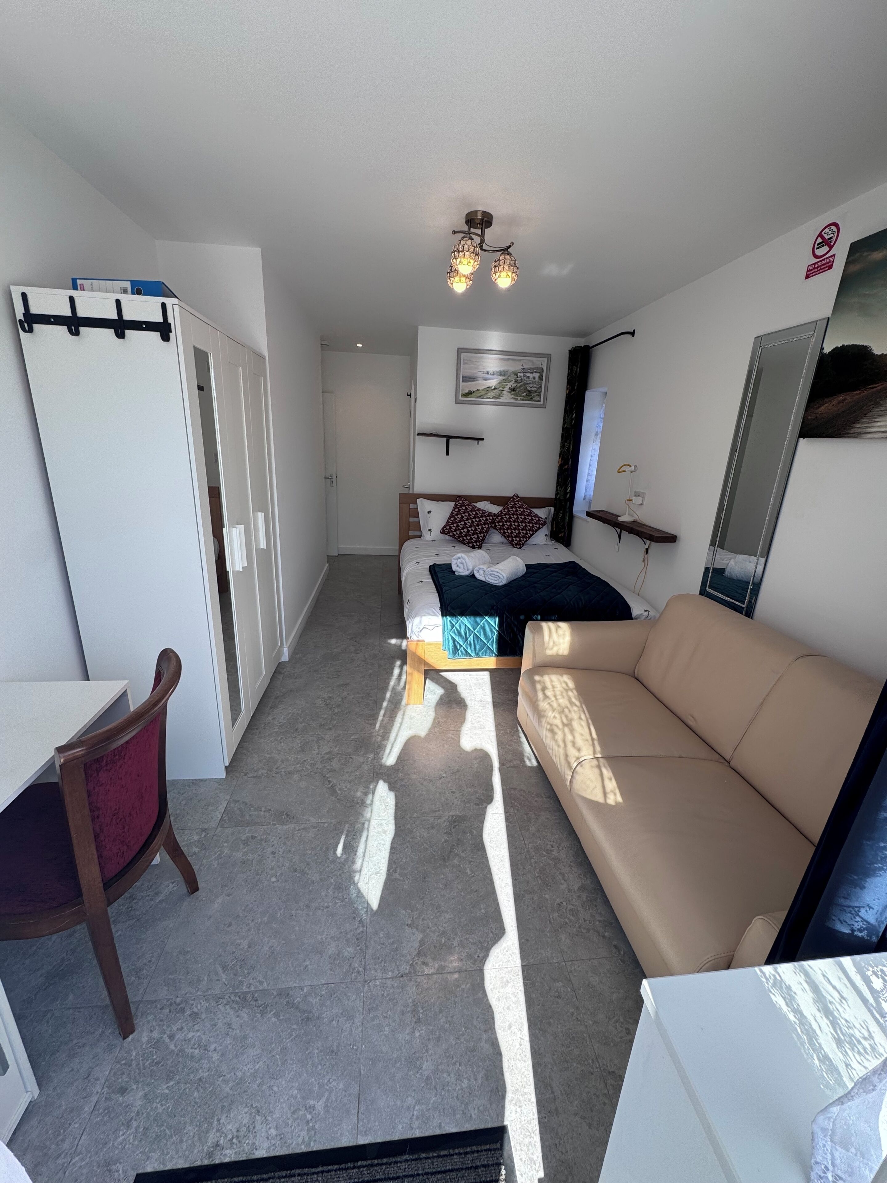 Enjoy A Stylish And Comfortable Stay In This Newly Refurbished Bungalow - Oxford