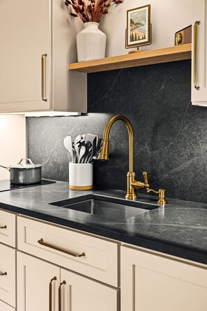 Spishäll och diskmaskin