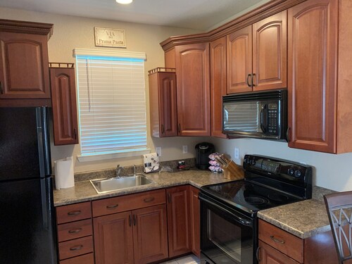 Charming 1-bedroom guesthouse in fantastic Gulf Breeze close to the beach