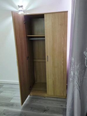 Interior - Oge’s Apartment (Bradford)