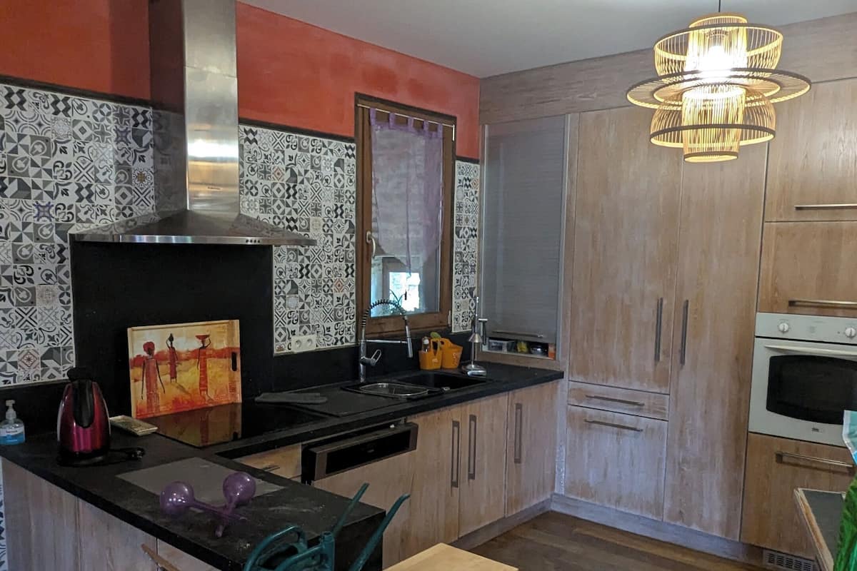 Family Quadruple Room, Garden View | Private kitchen