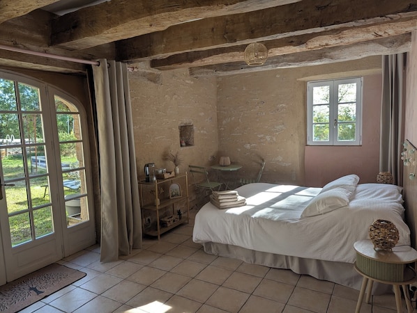 Rideaux occultants, draps fournis