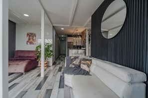 Living area - Luxury Suite | Rooftop + Jacuzzi | Modern Coliving (Medellín)