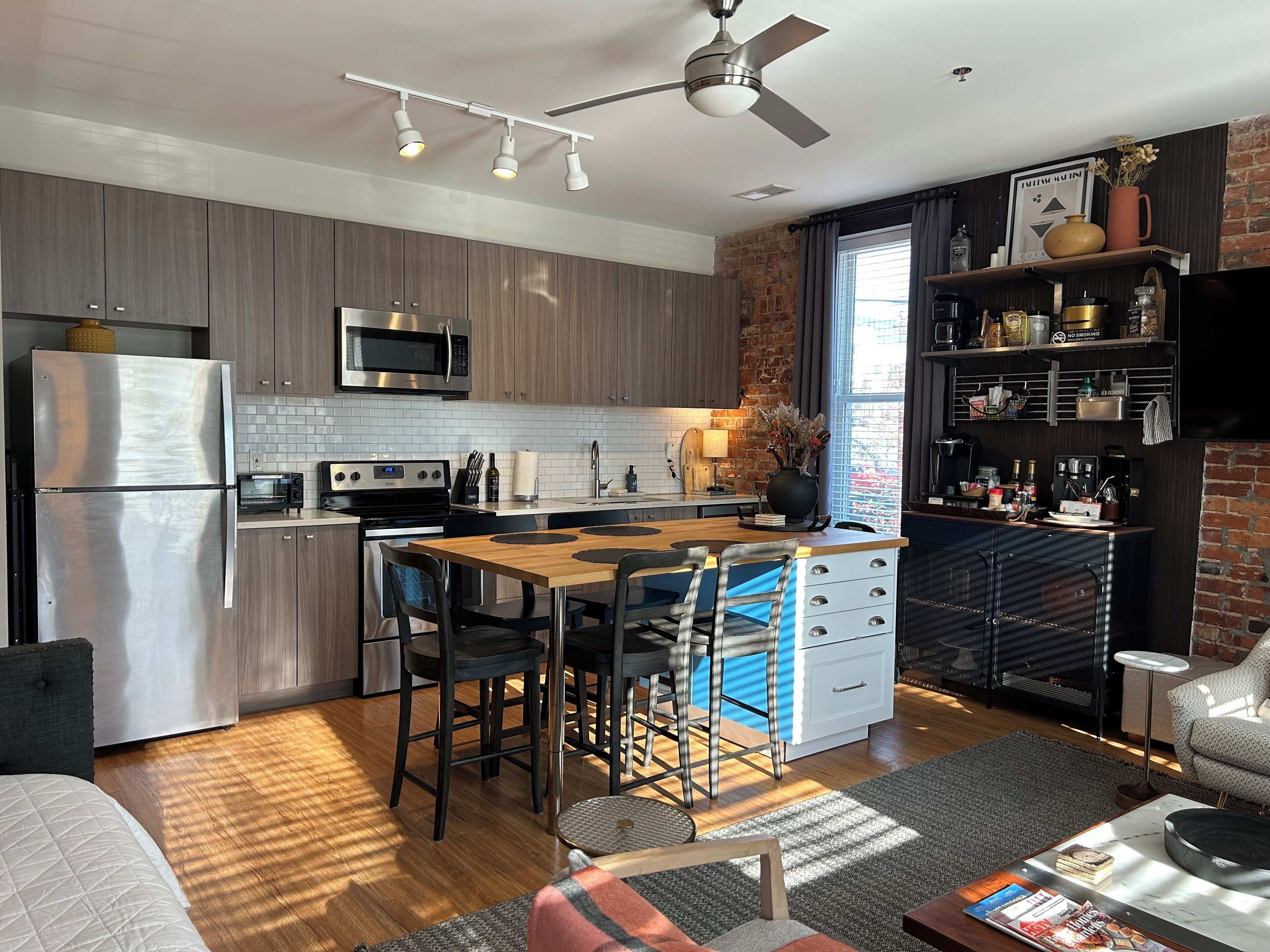 Microwave, oven, stovetop, dishwasher