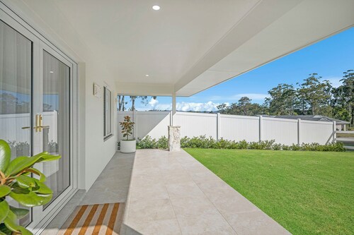 Stylish New 2BR Granny Flat | Frazers Creek Escape