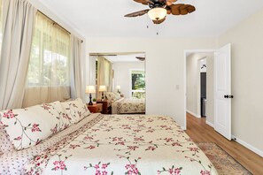 2 bedrooms, WiFi, bed sheets - Lovely 2-bedroom Hawaiiana near historic Pāhoa Town close to Black Sand Beaches (Pāhoa)