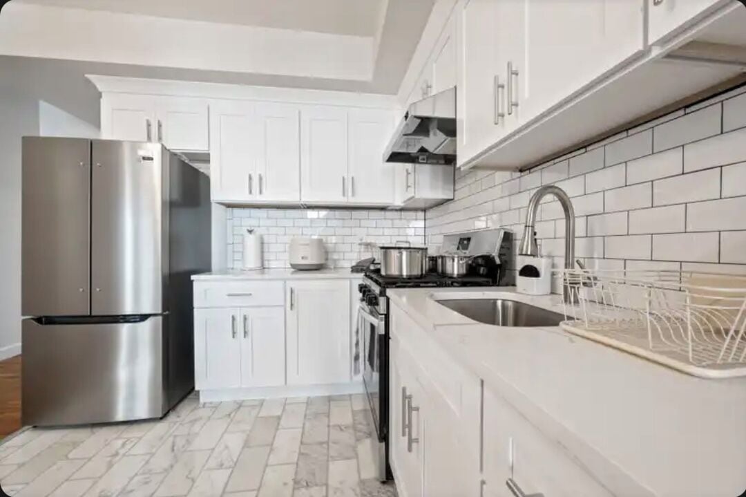 Mikrobølgeovn, ovn og kokeplater