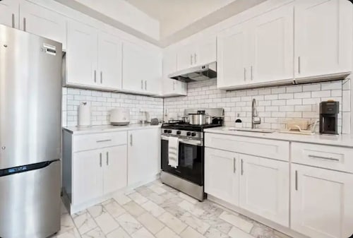 Marvelous 2-bedroom apartment with AC in Weehawken Township