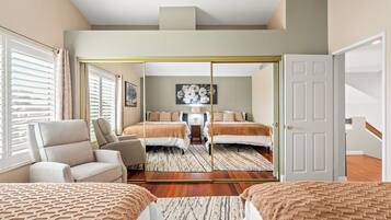 3 bedrooms, iron/ironing board, travel cot, free WiFi