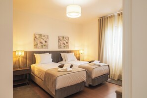 3 bedrooms, iron/ironing board, travel crib, free WiFi