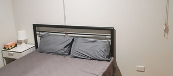 Shared house with other guests near shopping center and theme park