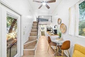 Interior - Stay Tiny Palomar_Tiny One (Pauma Valley)