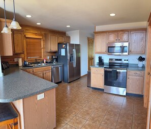 Microwave, oven, stovetop, dishwasher